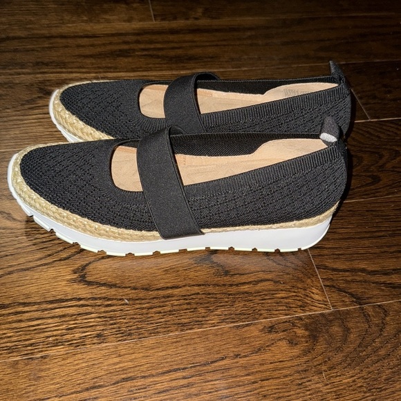 Adrienne Vittadini Womens Percy Mary Jane Sneakers size 7.5 - Picture 2 of 6